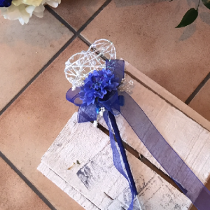 Heart Blue Bridesmaid Wand – Price on Request